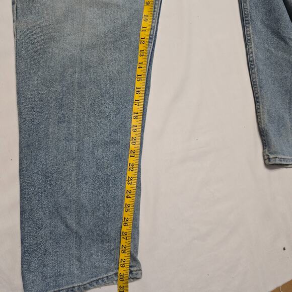 Levi's 540 Flex Denim Jeans Mens 42x30 Light Wash Relaxed Fit - Picture 13 of 15